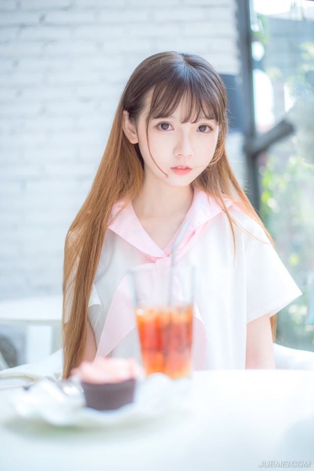 我可以笑着给你个台阶下，也可以毫不留情的给你个大嘴巴子。老铁，做人别太飘，小心背后挨刀啊。